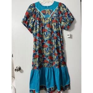 NWT Vintage Carol Bennett Hawaii Women's Muumuu/Midi/Knee Length - SIze L